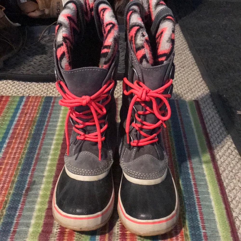 Winter boots